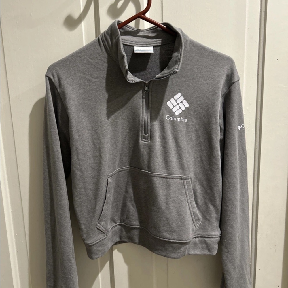 Women’s Columbia Heather Gray Pullover cropped